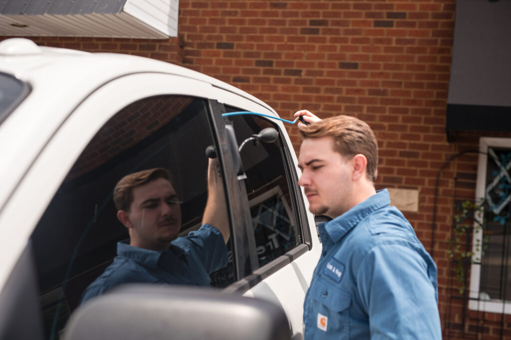 locksmithing, automative lock, transponder keys, high security locks and keys, commercial locksmithing